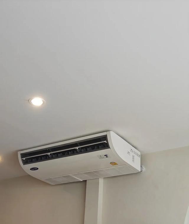 国内为什么没有这种结构的空调？东南亚国家很多这种吸顶的空调，为什么国内没有？感觉