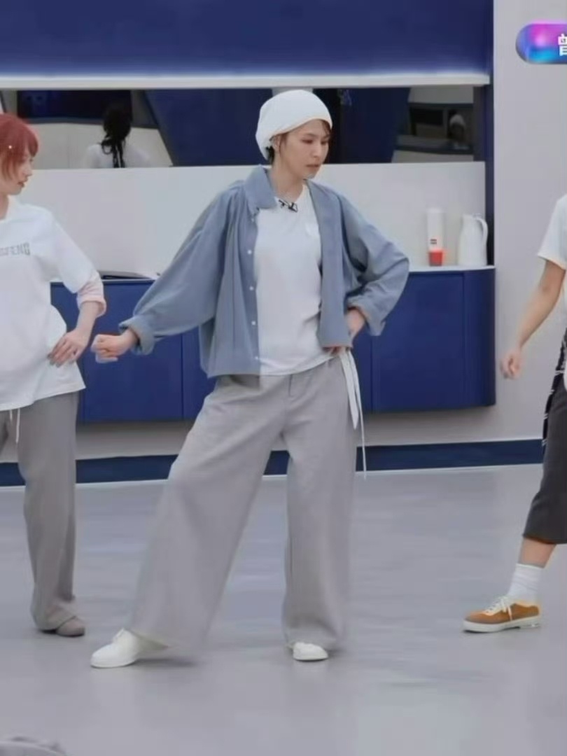 曾沛慈 毛巾包头我不行了浪姐你看你对曾沛慈做了什么！台妹来乘风破浪也得从偶像剧女