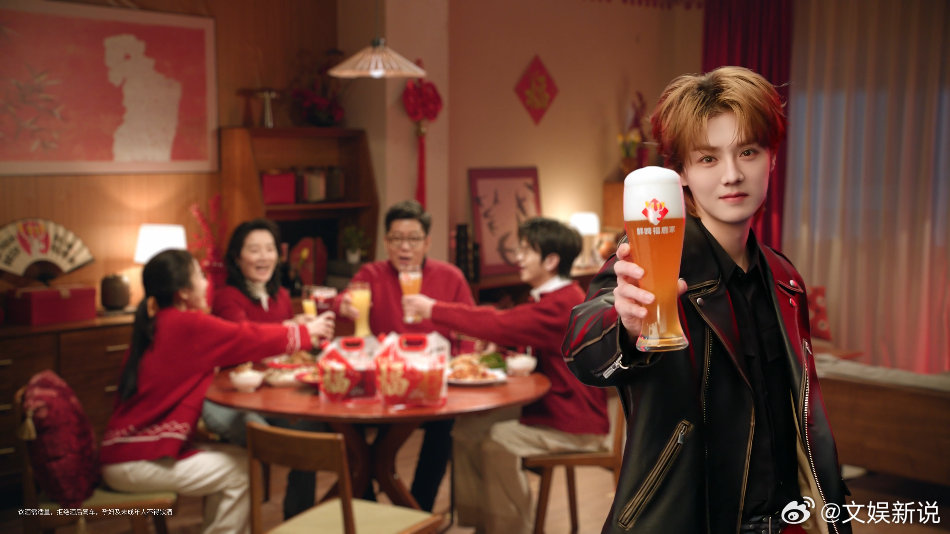 实测鹿晗认证鲜啤，好喝不踩雷，也懂了门店爆单的原因。纯麦芽无多余添加，低温锁鲜，