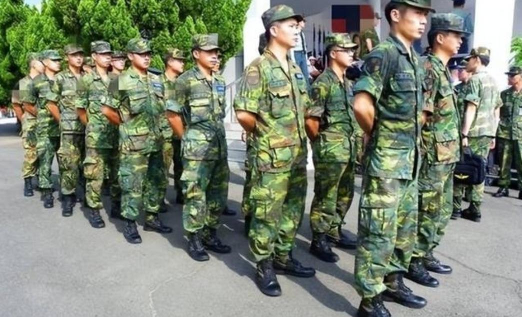 台湾自己起内讧了？台湾士兵曾突然发出来灵魂拷问：“两岸一旦开战，台湾失败后，阵亡
