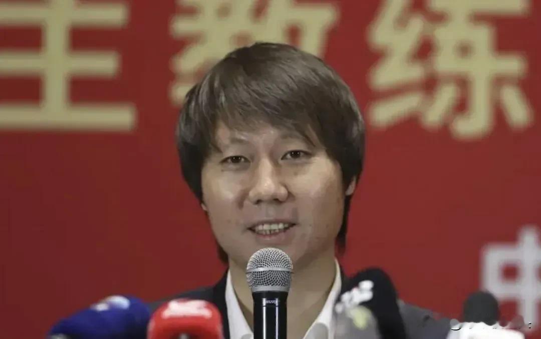 李铁全部都招供了？还是避重就轻？我对某些问题还是持怀疑态度的——

1，没有一点