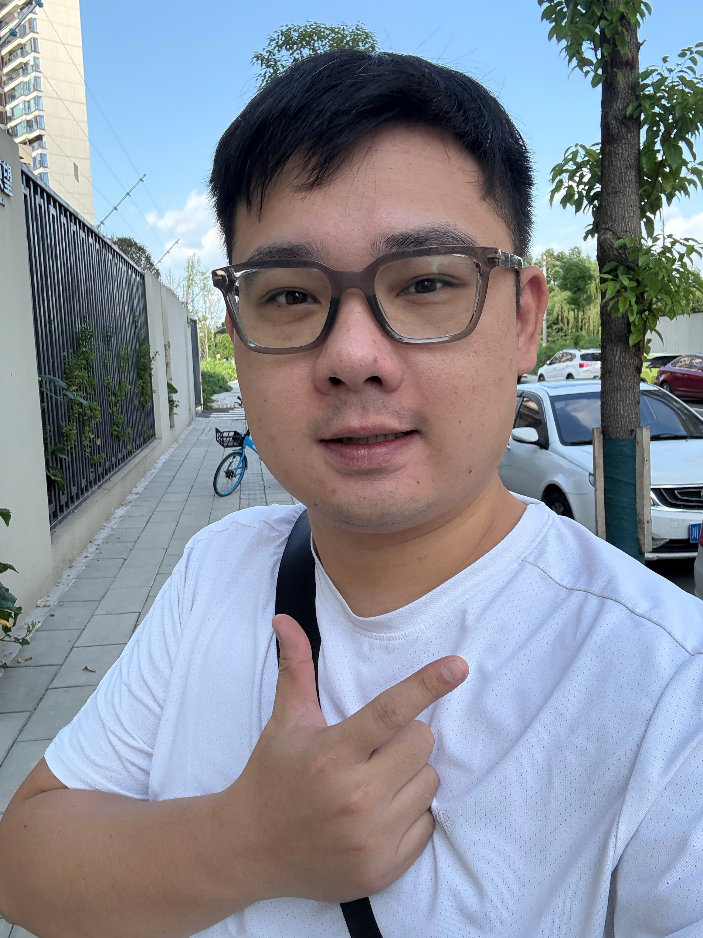 9月打卡健身day8，依然是1000米自律游泳！！！明天要去做体检抽血，就不能游