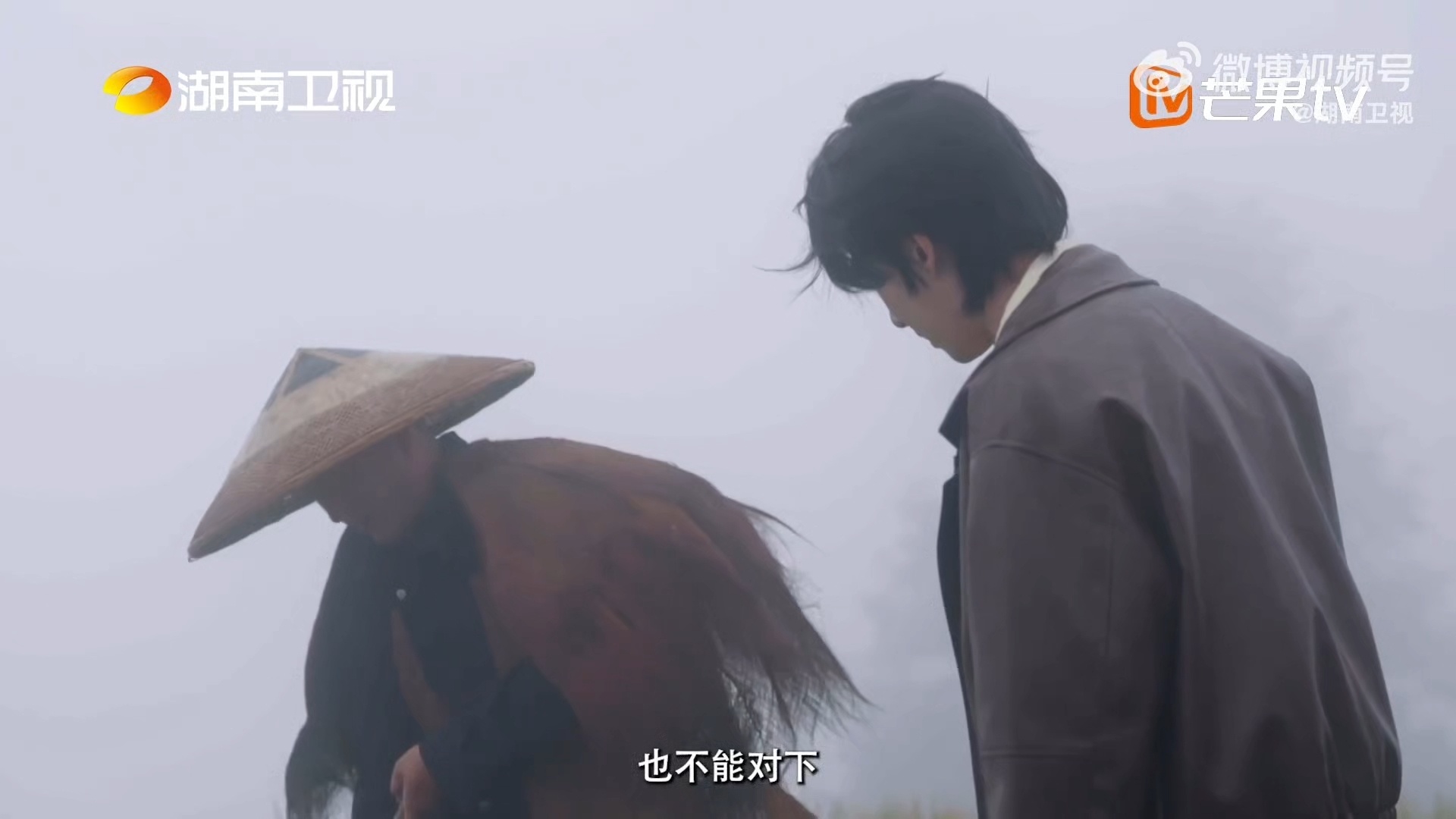 卓沅在怀化也割上草了卓沅在怀化也割上草了！体验感直接拉满，沉浸式干农活也太有意思