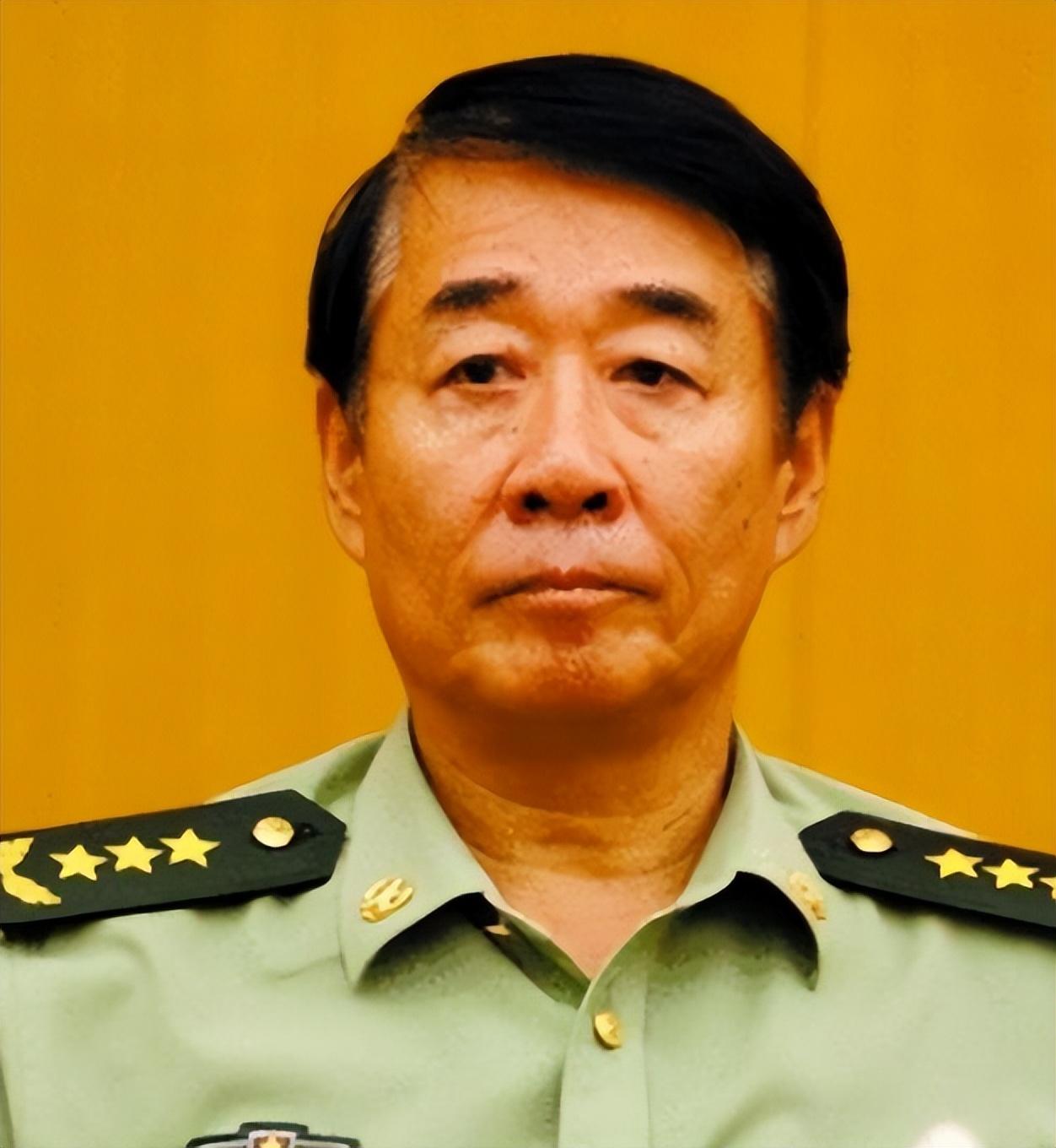 1985年，刘源得知林豆豆有困难，主动施以援手，两家人一笑泯恩仇

上世纪六七十