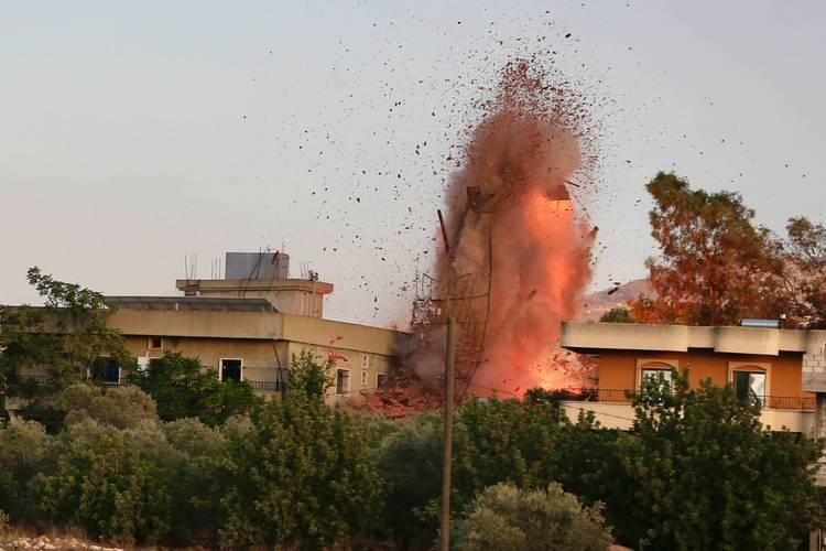 世卫组织终于证实一件事！世卫组织证实伊朗医疗机构遭13次袭击。对医疗机构的轰炸是