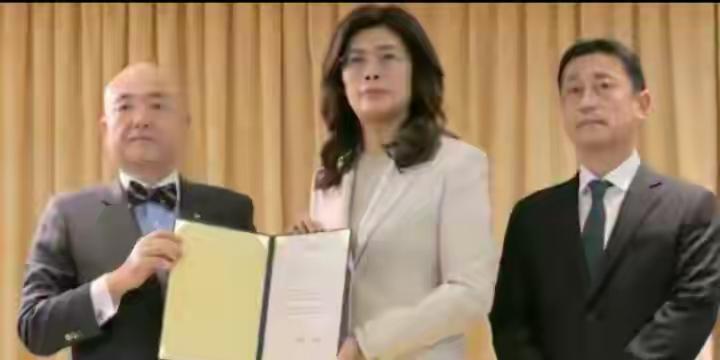 日本地震以后，台湾捐款达到了空前的程度
汤家凤8月2日一大早发出呼吁，希望网友们