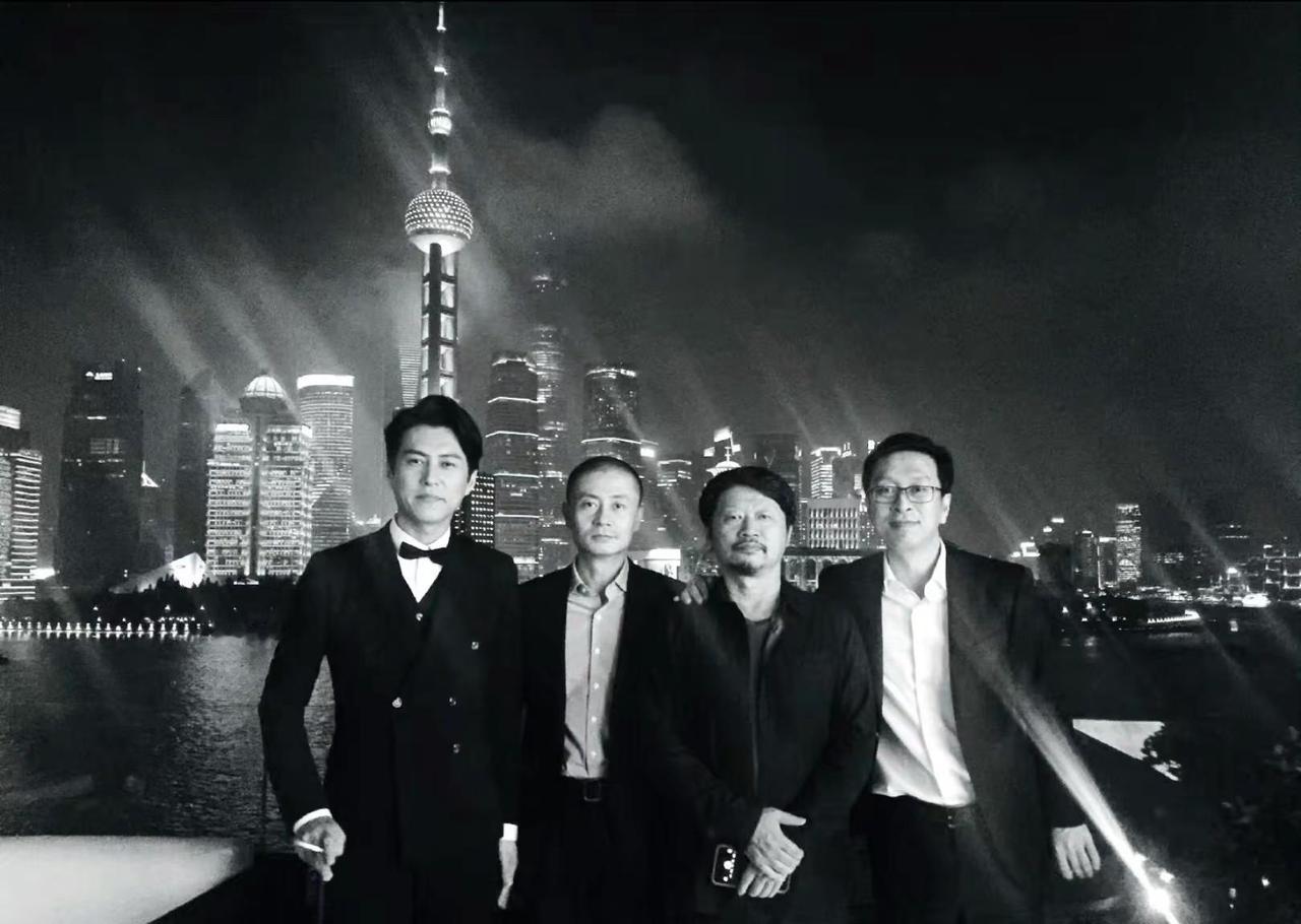 想留不能留才最寂寞。靳东 上海外滩 叔圈 年上