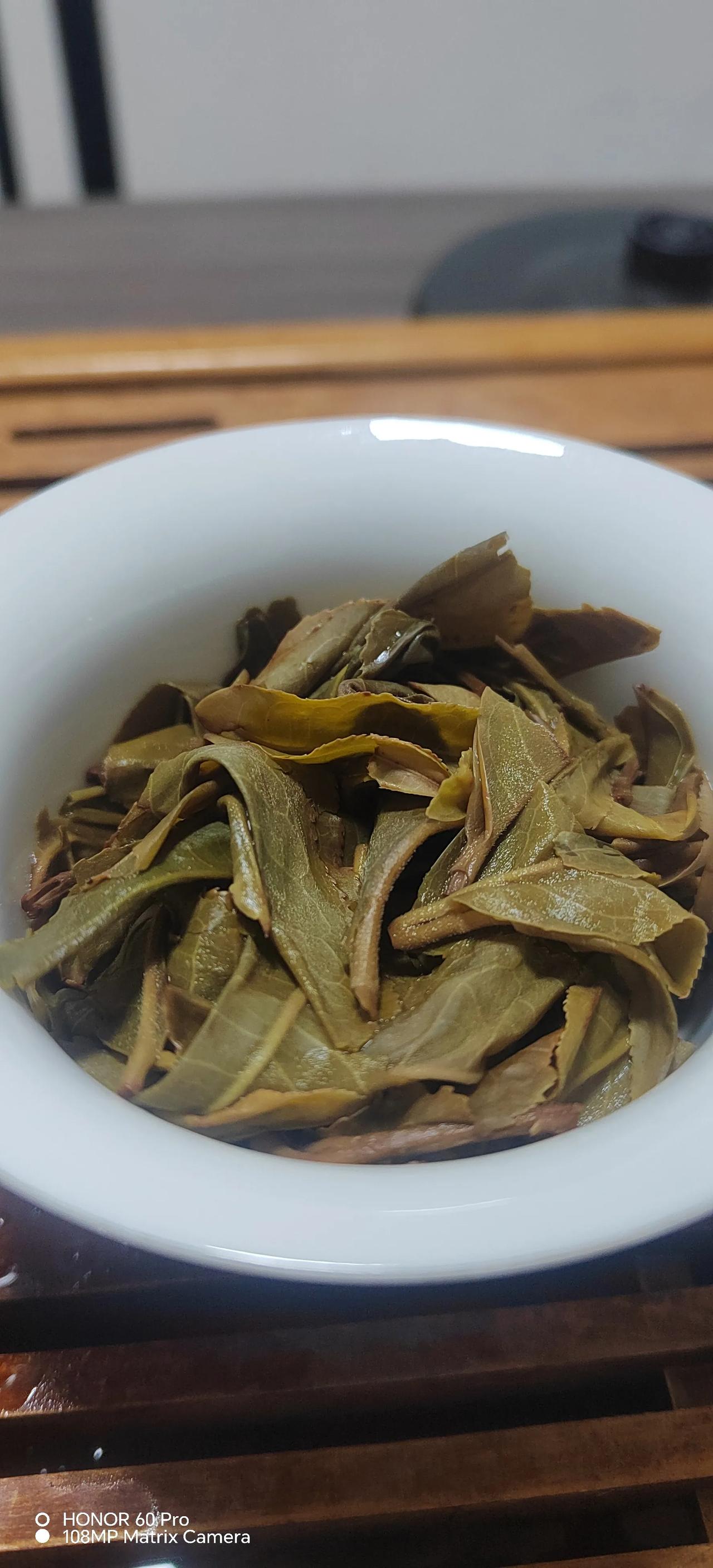 茶友们，你们分享喝茶的乐趣愛暍茶的关注我 有没有喝早茶的习惯