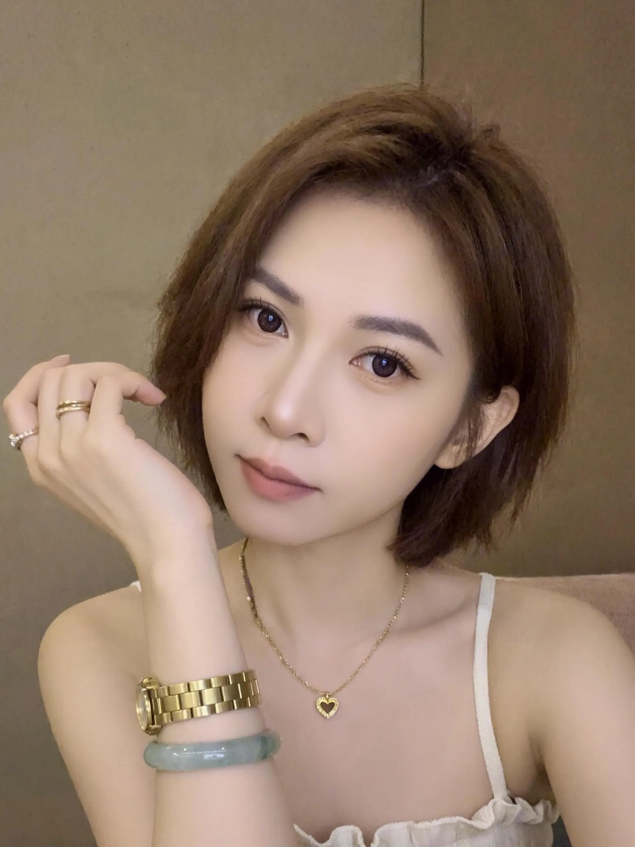 可甜可盐的短发有多绝 短发女孩也可以性感和可爱 短发锁骨杀 变美逆袭 ...