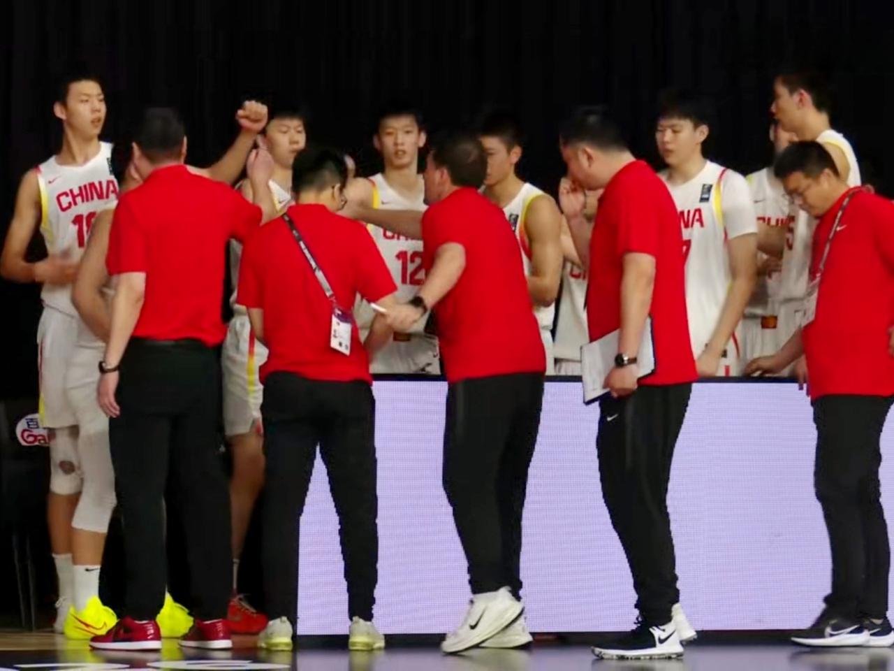 U17男篮逆转大胜新西兰，中国小孩哥真牛！

晚间进行的U17世界杯，男篮在上半