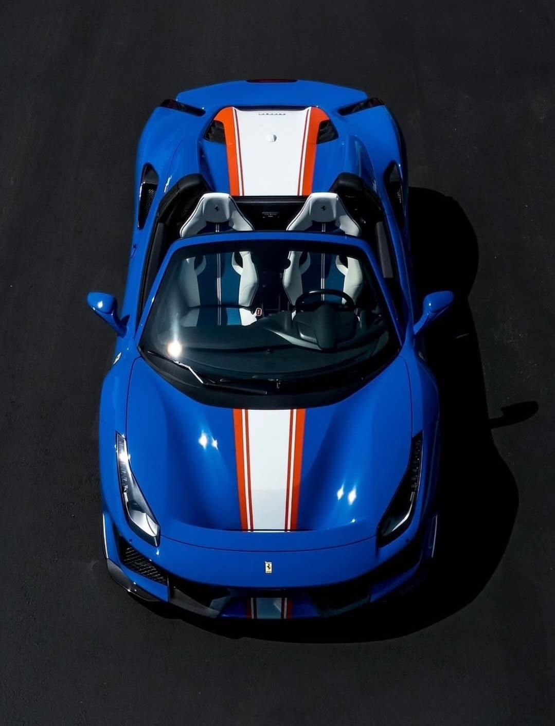 汽车美图法拉利[超话]Ferrari 488 Pista Spider这涂装看起