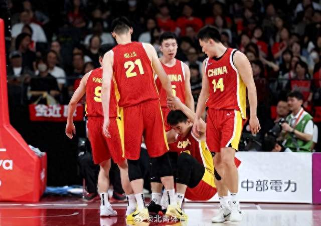 中国男篮回国后原地解散，全队上下都要写总结；本次亚运会创历史第二差的成绩