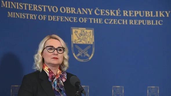 开除以色列！欧洲国家捷克共和国国防部长亚娜·切尔诺霍娃要求以色列退出联合国。
“