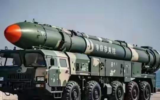 美国战略专家直言：若美军介入台海，中国军队有望在30分钟内摧毁美军在亚洲的所有军