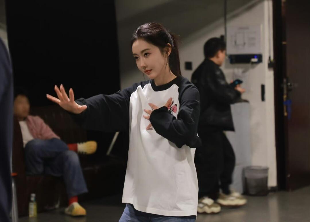 宣璐开心麻花梦幻合作一次成功的“破壁”合作！宣璐将细腻演技融入开心麻花的幽默基因