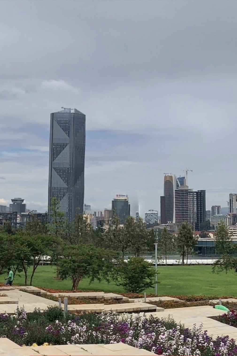 国家：埃塞俄比亚
首都：亚的斯亚贝巴
PS：首都是难得看起来有现代化气息的非洲城