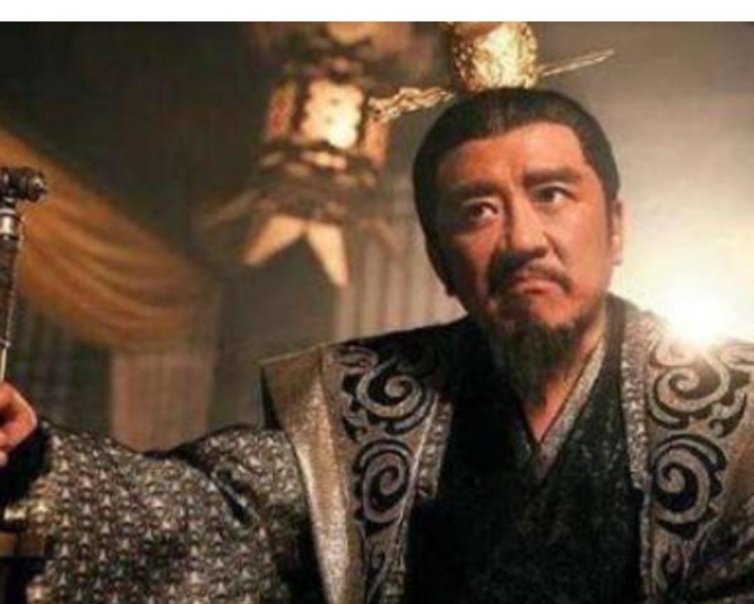 在那波澜壮阔的南朝时期，江山如画，英雄辈出。高季兴，这位在夹缝中求生存、谋发展的