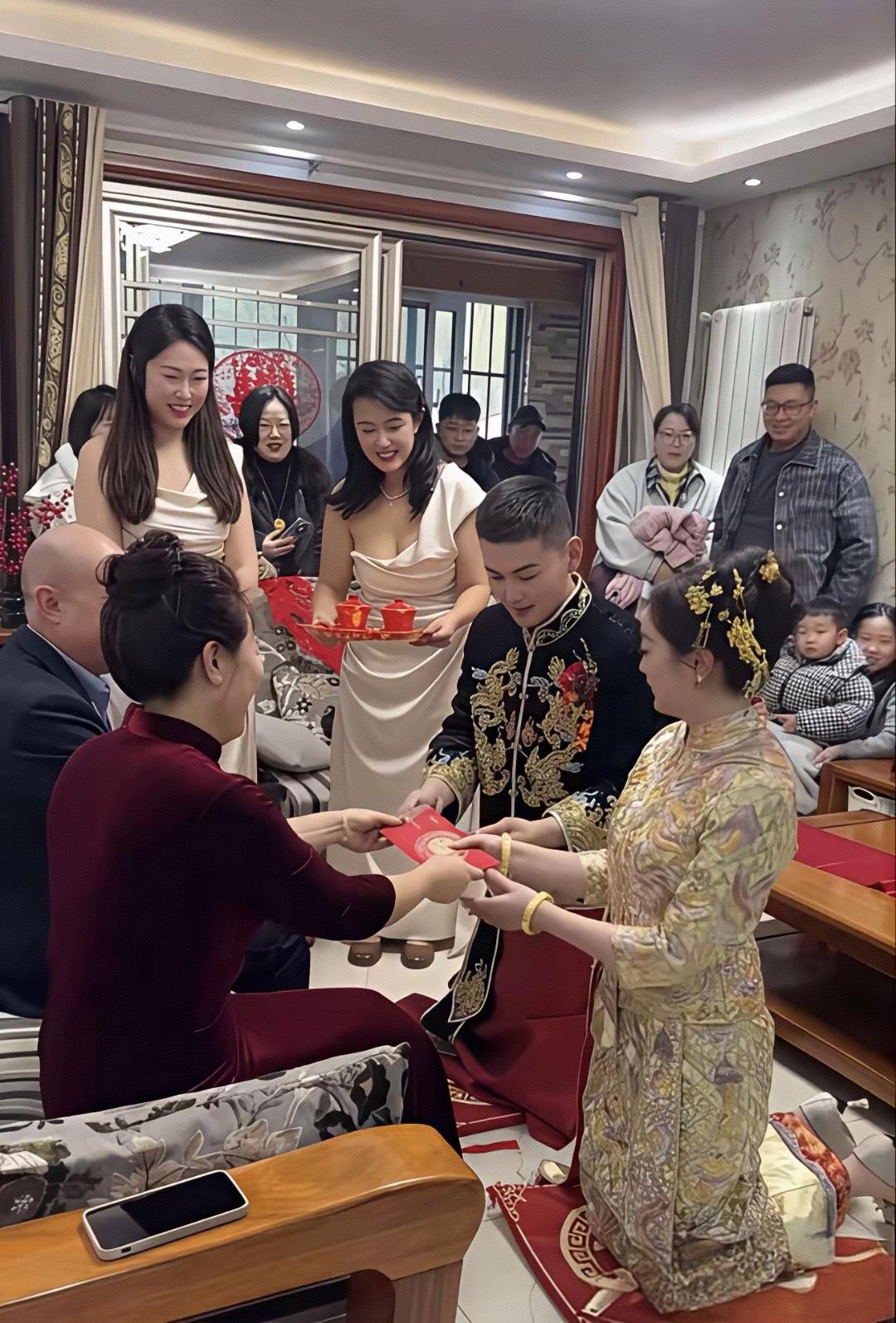 这个场面谁是主角？