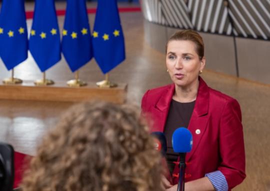 丹麦公开喊话中国
近日，丹麦把旅居台湾省民众的居留证、国籍、出生地全部登记成了中