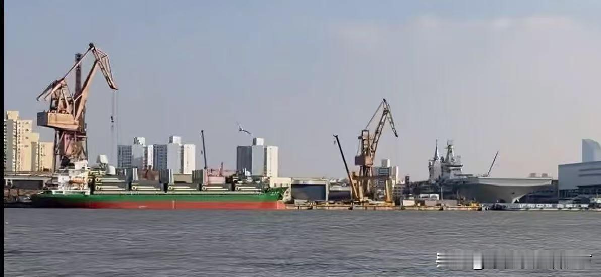 [呲牙] 嚯嚯嚯，咱们的 “民版战列舰”或者“民用导弹巡洋舰”——“中达79号”