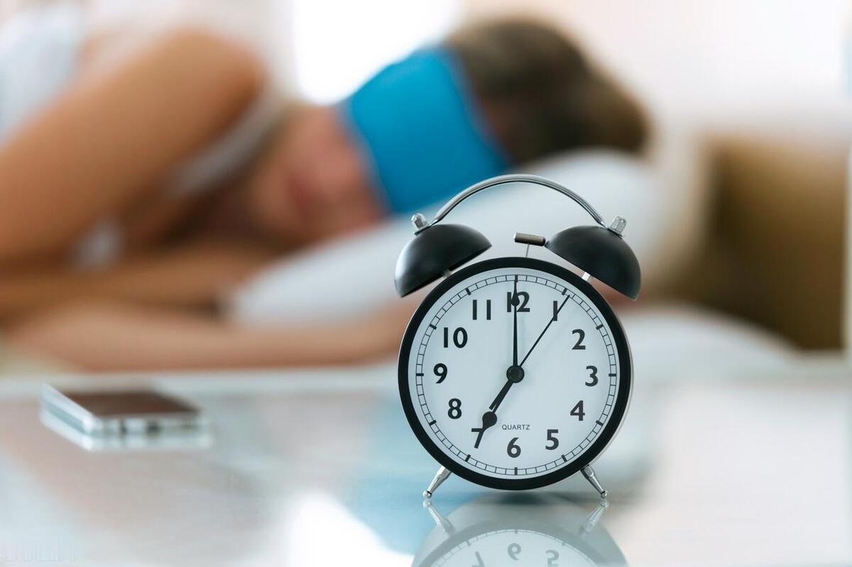 睡眠质量：优化睡眠以促进身心健康
良好的睡眠对于人体健康至关重要。它不仅有助于恢