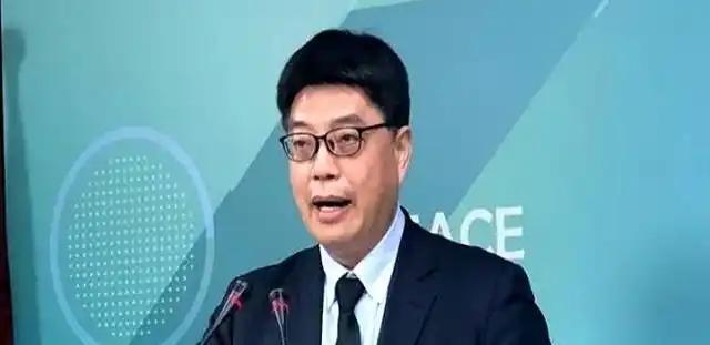 [微风]不装了！邱垂正公然摊牌，“台独”彻底疯了！3月23日，台湾地区“立法机构