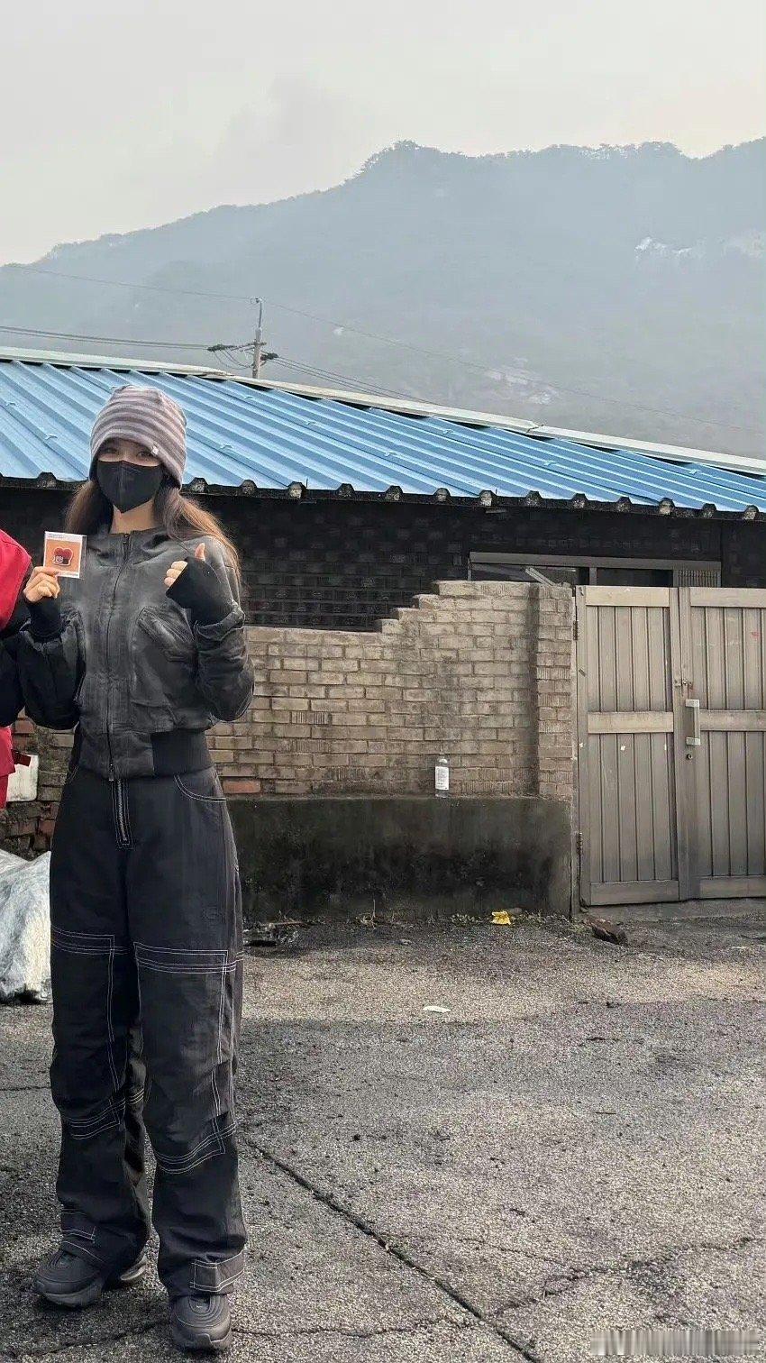 今天参加了煤炭志愿公益活动的DanielleDanielle退出newjeans