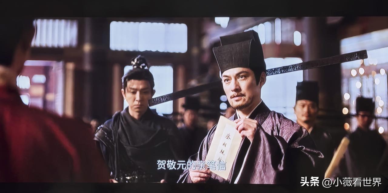 《逐玉》第38集，大战一触即发，剧情更加扣人心弦。

这边，齐旻野心勃勃，联合李