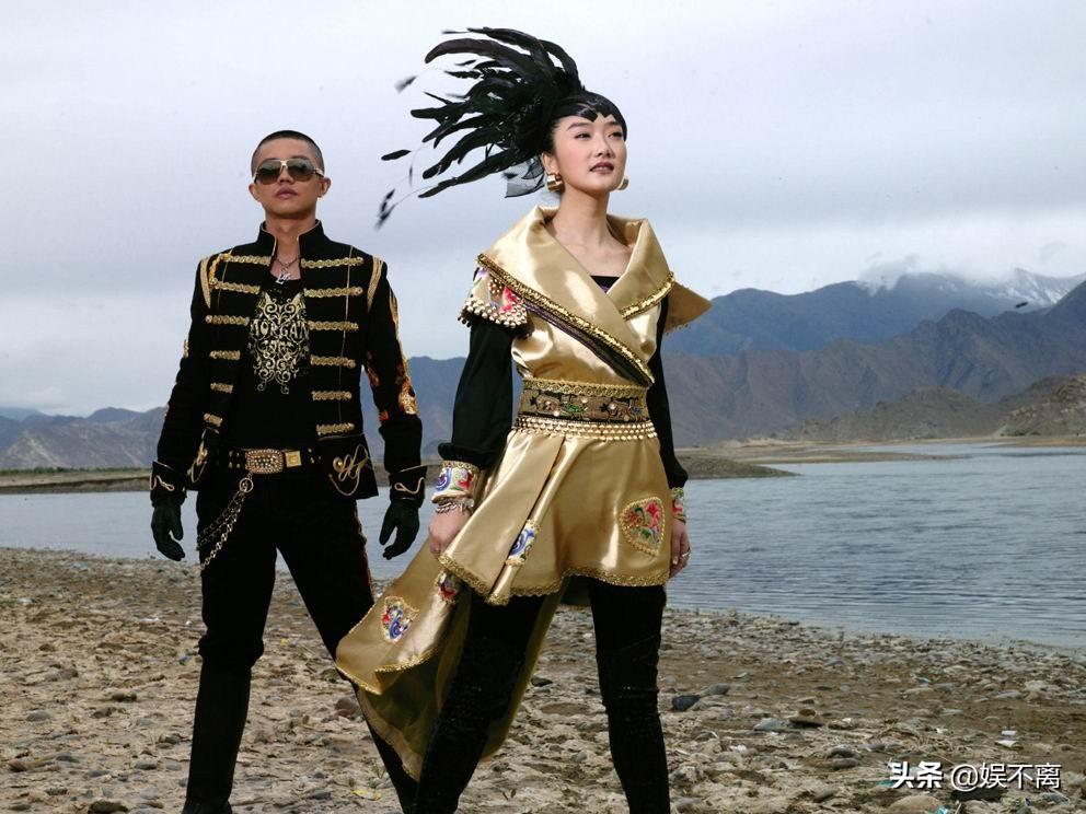 玲花从来没想到自己的流量会这么高，有人在网络做了一个调查问卷，凤凰传奇的粉丝年龄
