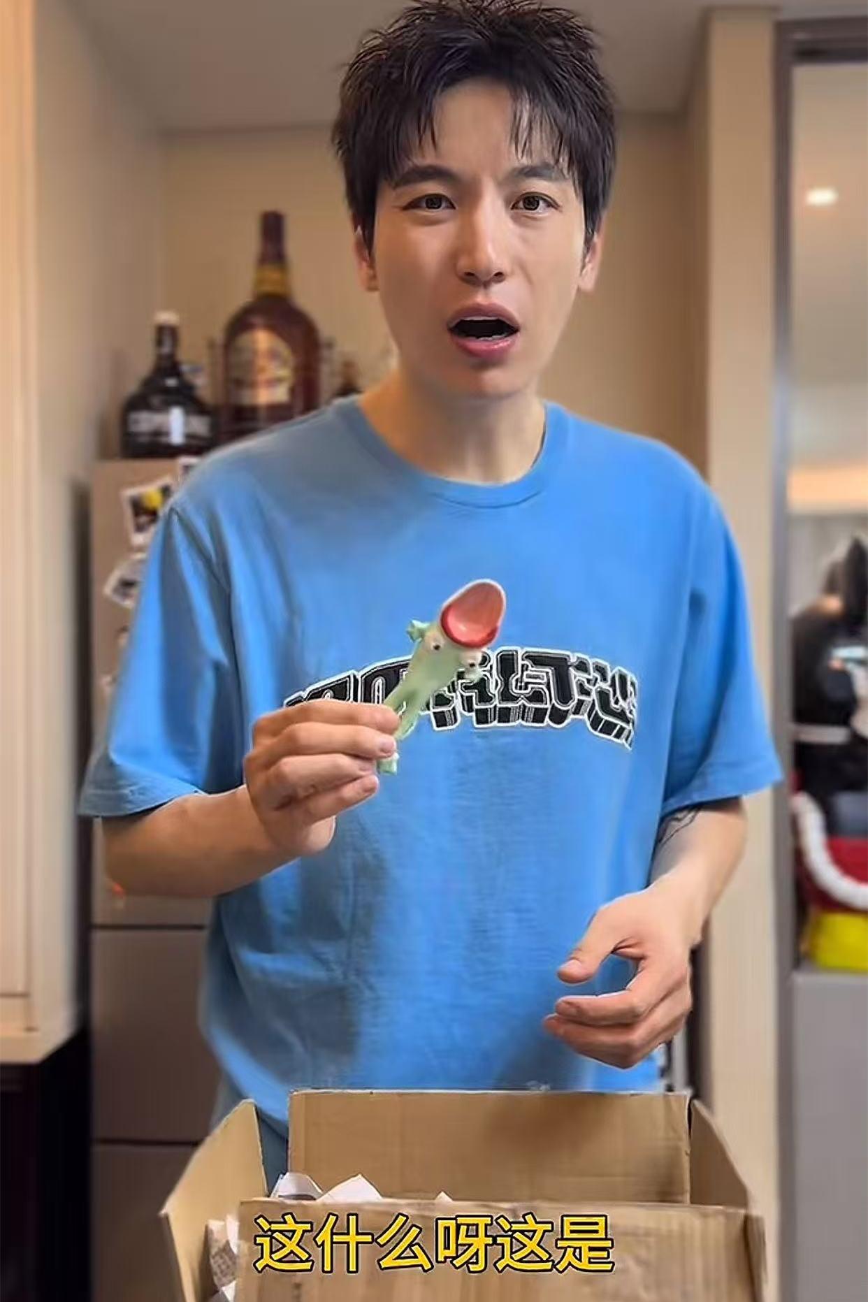 自己不喜欢，又不能随便扔的礼物怎么处理呢？郭德纲外甥王九龙给大家一个绝妙的建议，
