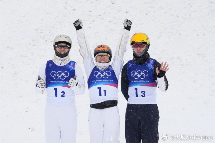 【桃心马合照】北京时间2月21日举行的米兰冬奥会自由式滑雪空中技巧混合团体决赛中