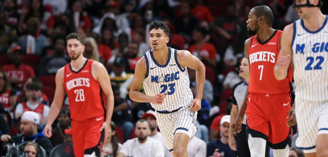 昨天火箭队和魔术队的那场NBA常规赛，结果让人大跌眼镜啊！火箭队居然以117-1