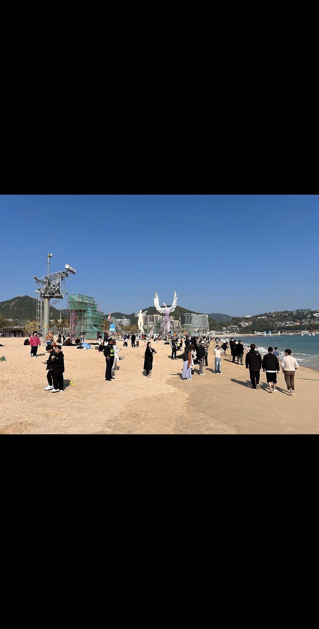 于海青：为何说深圳大梅沙是个快乐打卡地？如今来大梅沙公园的人越来越多，因为冬季里