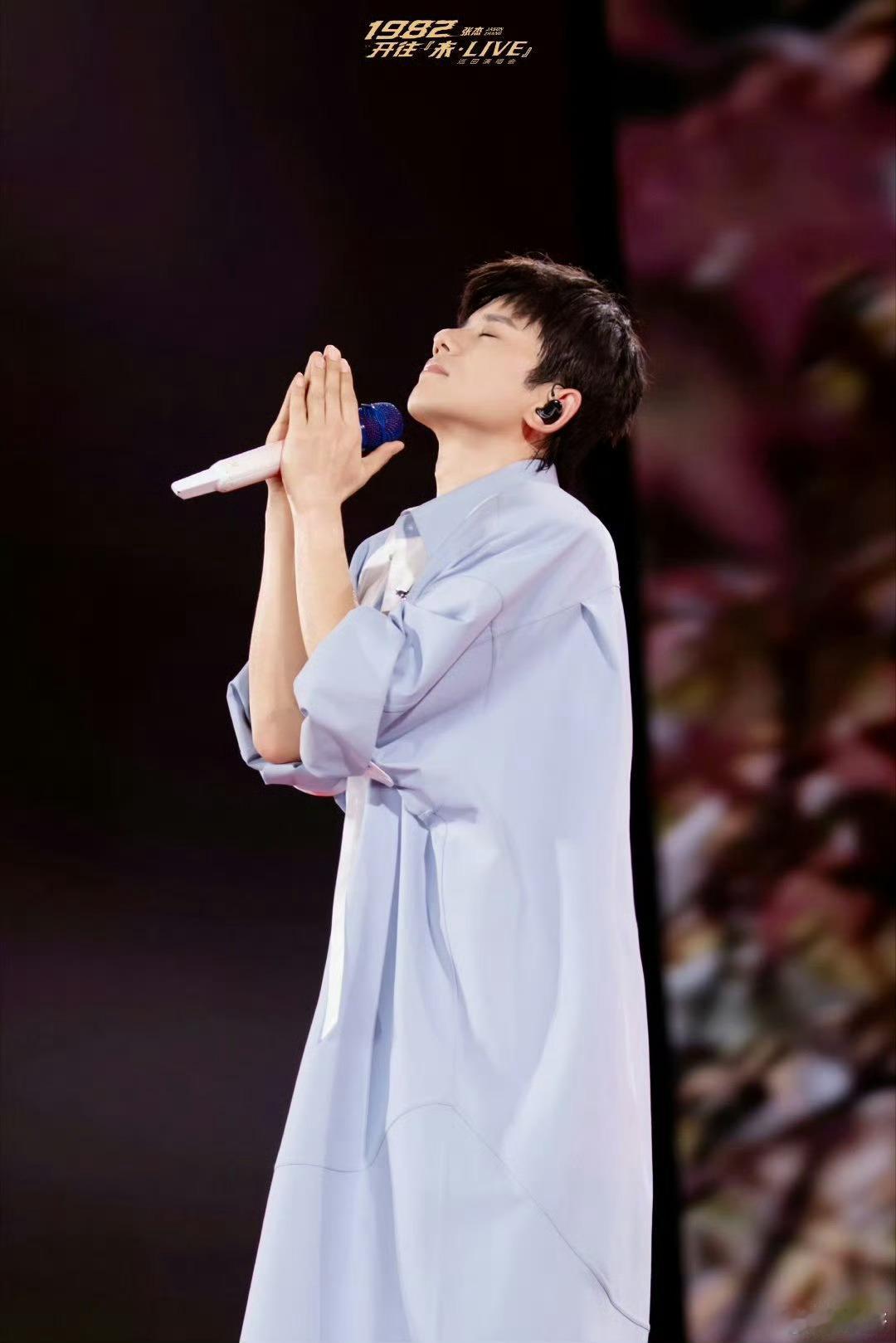 张杰演唱走过万水千山主题曲张杰3天出2首新歌，才华用在了纪录片的歌曲里，听得让人