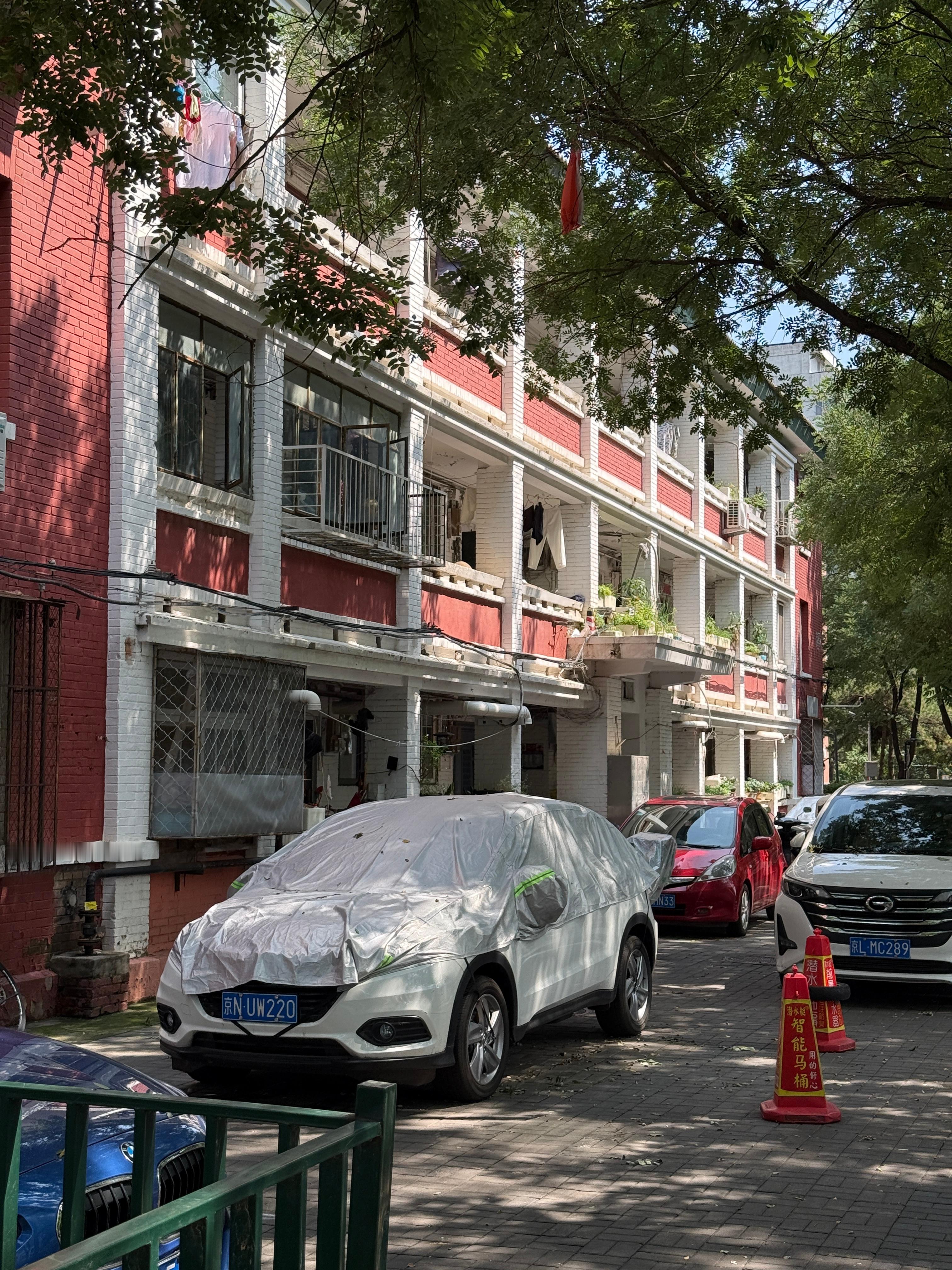 06-07年三里屯大概就是这样的没错就是现在太古里那 北京·幸福南里13