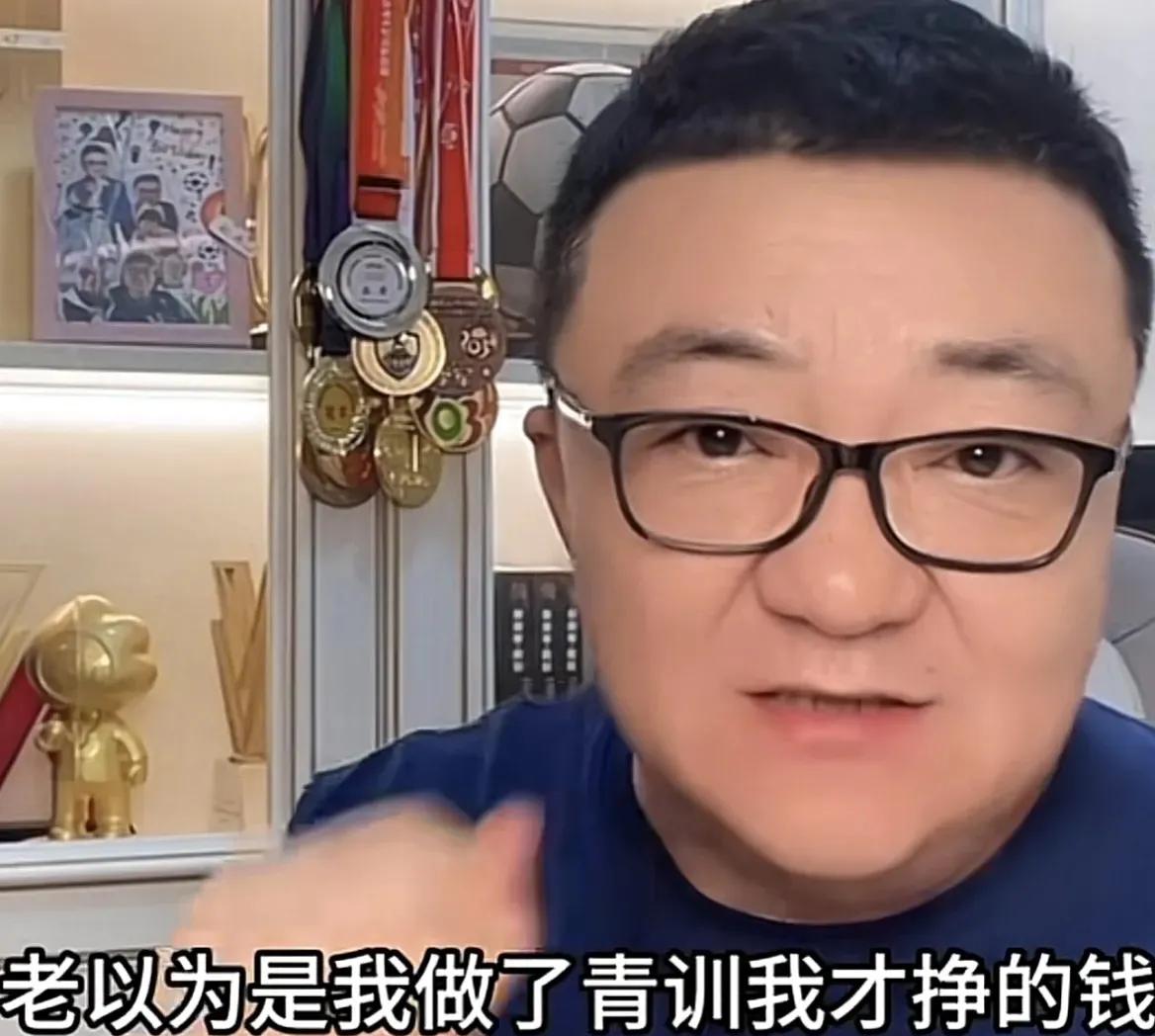 董路深夜郑重声明：“攻击足协孙继海，都是我们不愿意看到的事情
董路深夜发了段话，