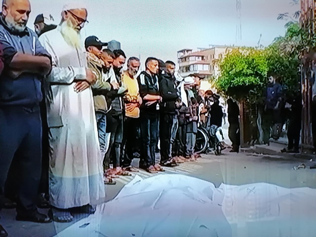 在声援巴勒斯坦国际日，以色列无人机打死二名巴勒斯坦拾柴儿童

   2025年1