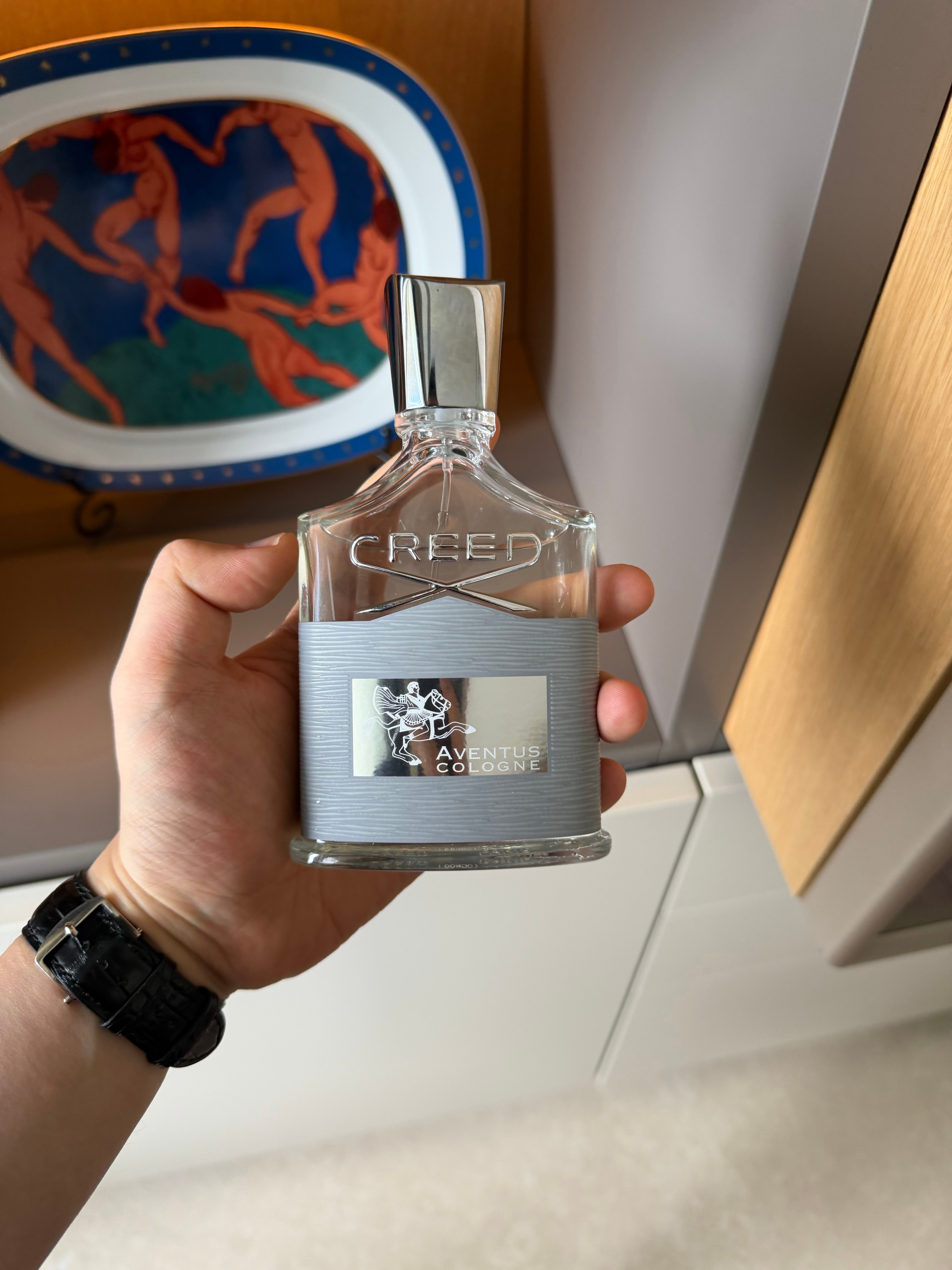 creed拿破仑之水谷龙版更适合夏天了，好舒爽好高贵的味道，就是留香也是古龙水的