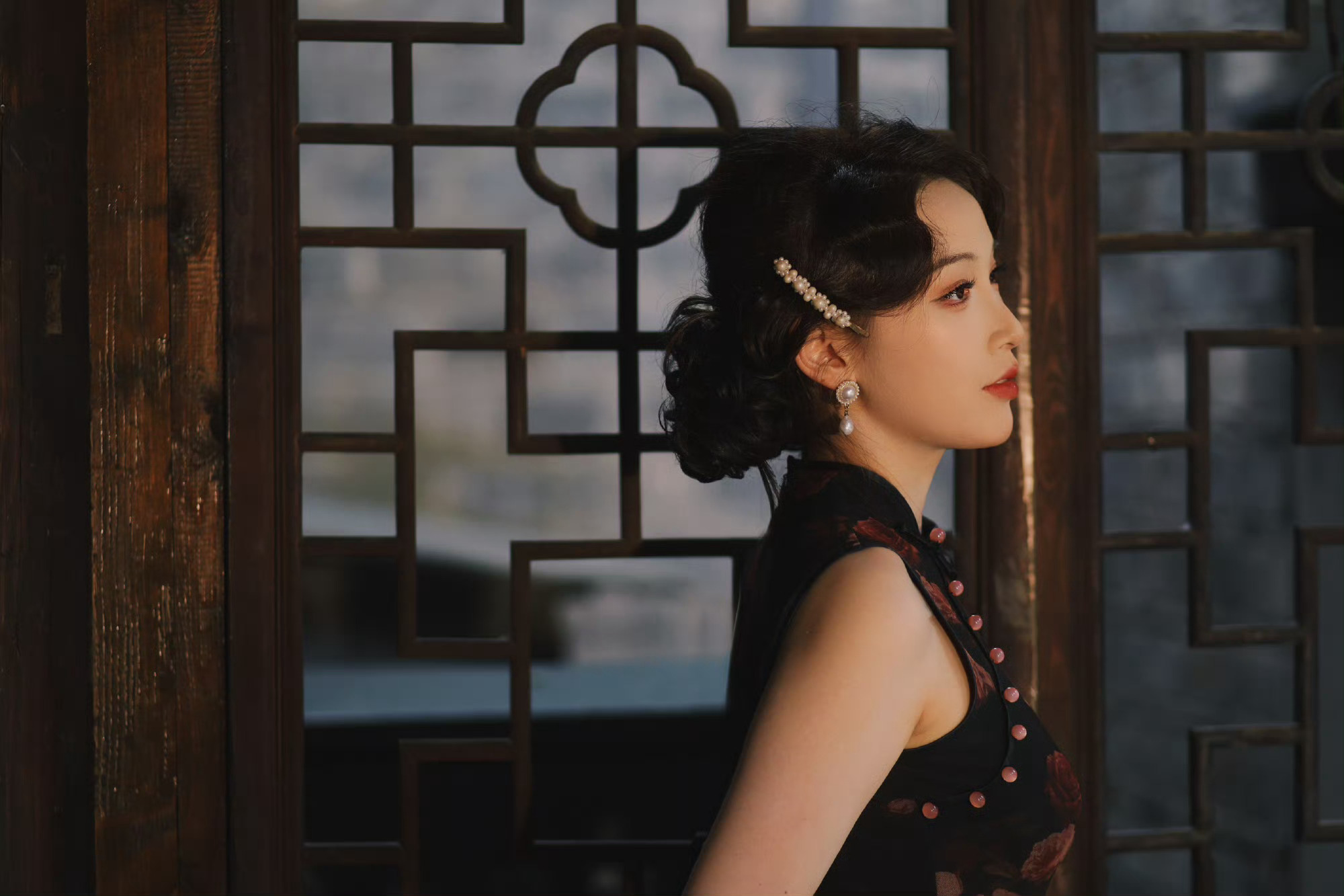 被钱天一手推波惊艳到好温婉明媚的钱天一 ​​​