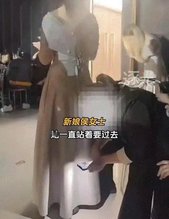 中国地大物博，人口众多
民族也多，风俗习惯更多
最能体现民族礼仪热度的就是“婚闹