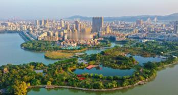 广东还有这么一所正经公办大学，但很多人根本不知道它有多香。2025年历史类最低分