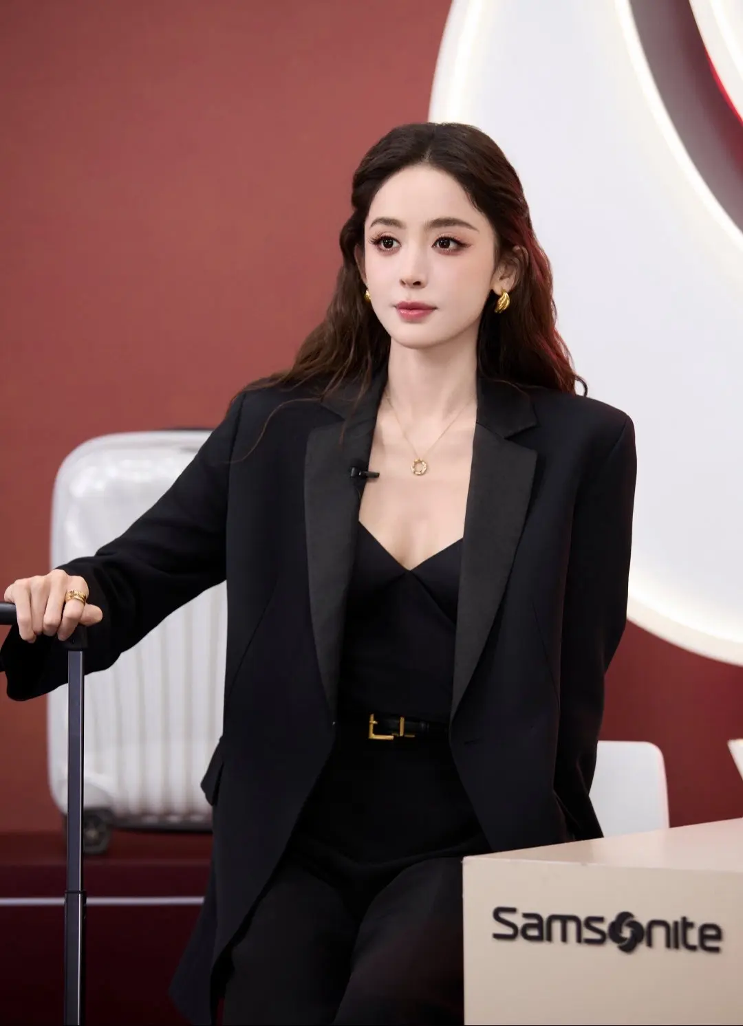 娜扎。