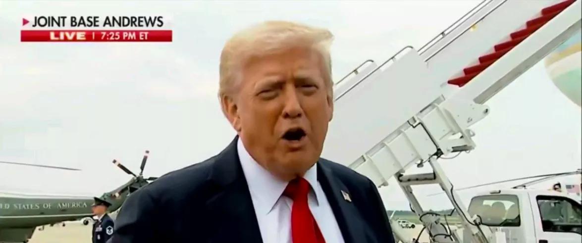 美媒消息，由于MAGA群体，不断要求公开爱泼斯坦案件的秘密档案，特朗普已被彻底激