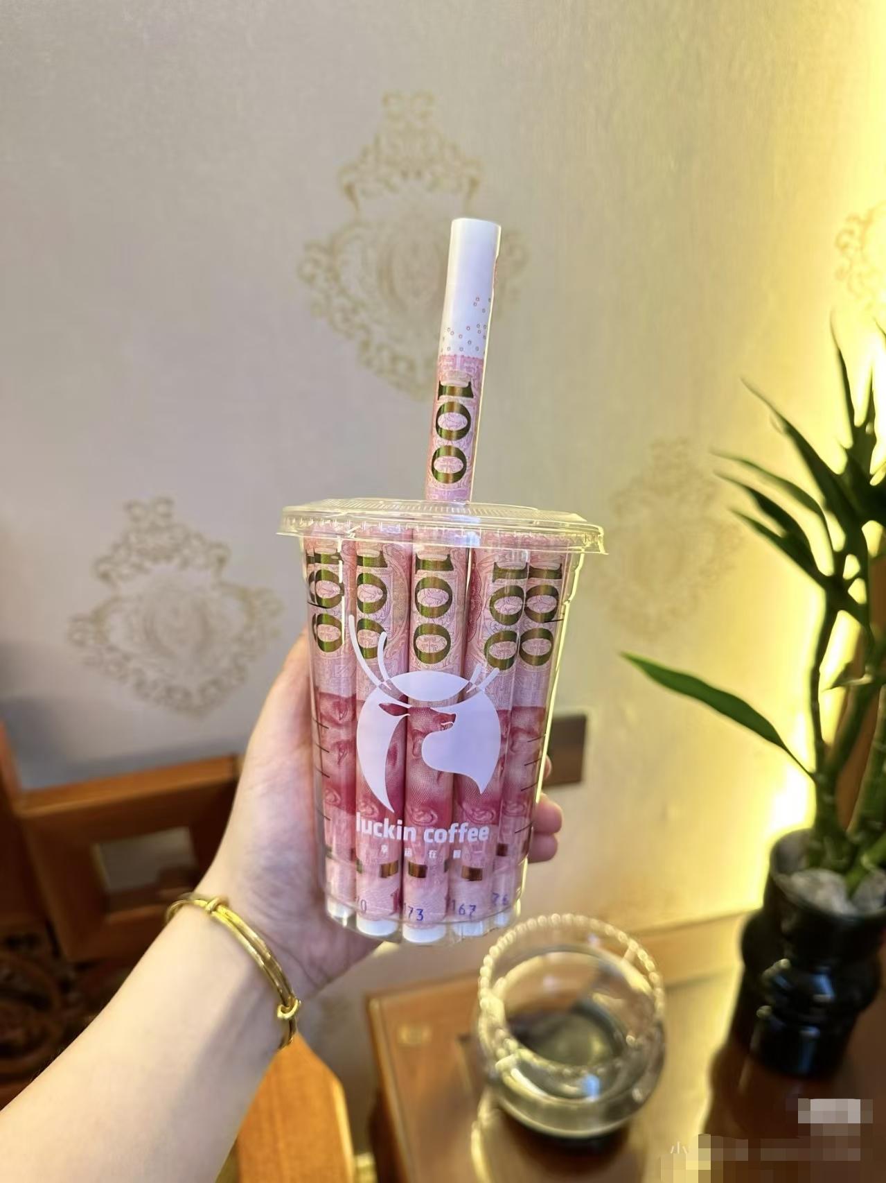 没钱寸步难行  没钱万万不能