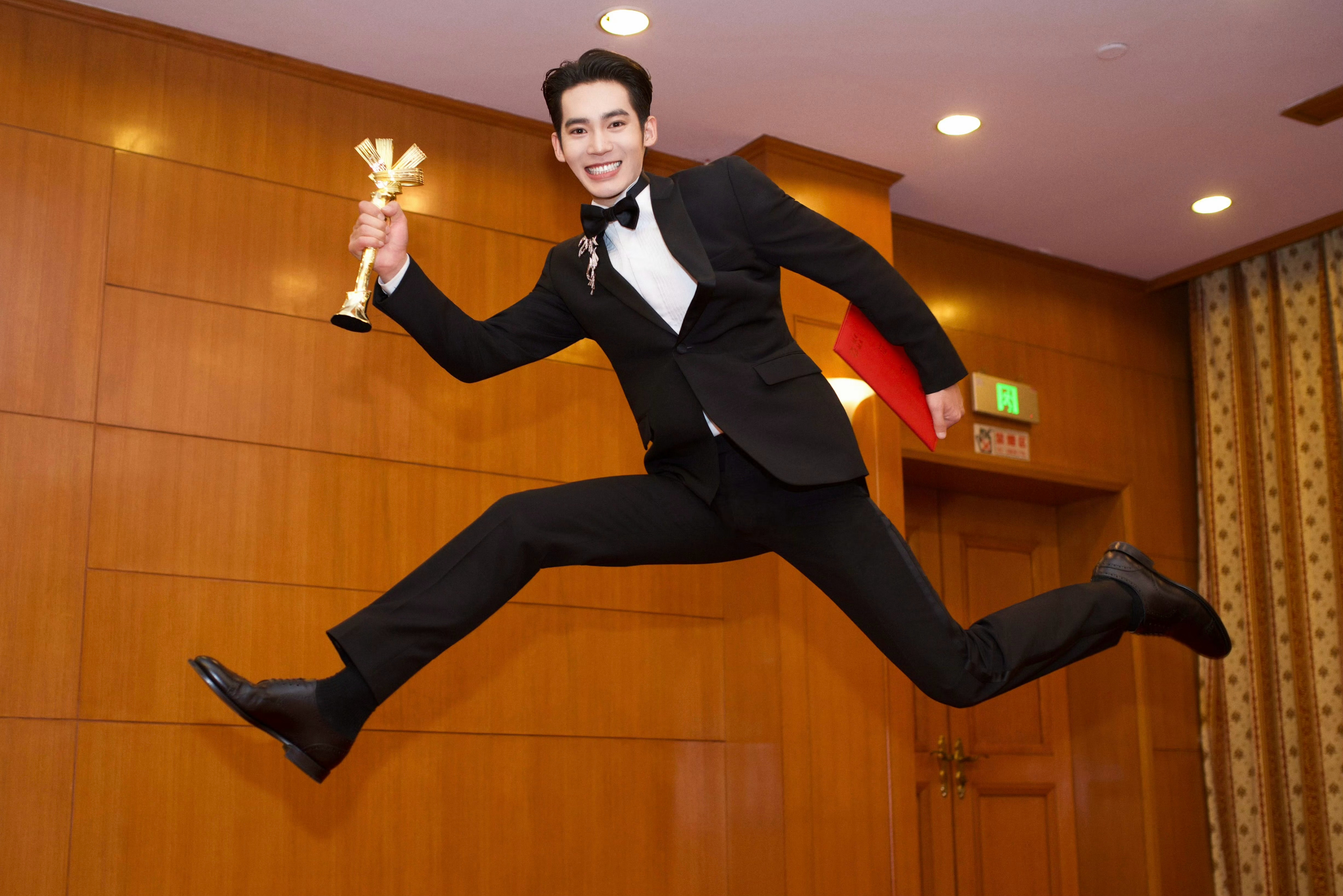 给竖宝接下一站，最佳男配🏆于适 .于适获最受传媒关注男配角