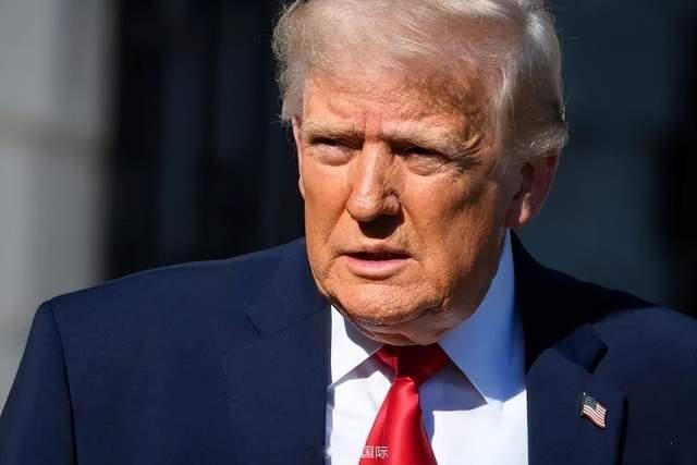 特朗普想拉中国下水，26艘船突破封锁！胡塞出手，誓要打疼美国！
美伊自4月8日起