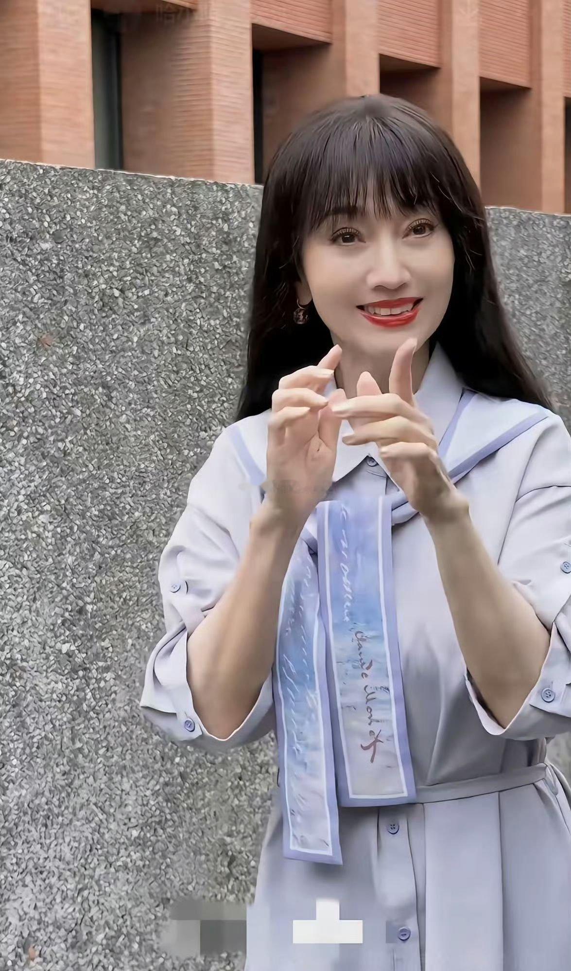 谁敢相信，这是72岁的赵雅芝，她真的是白娘子啊，怎么感觉她永远不会老。 