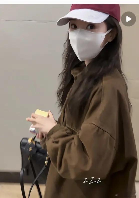 有点认不出来毛晓彤了 