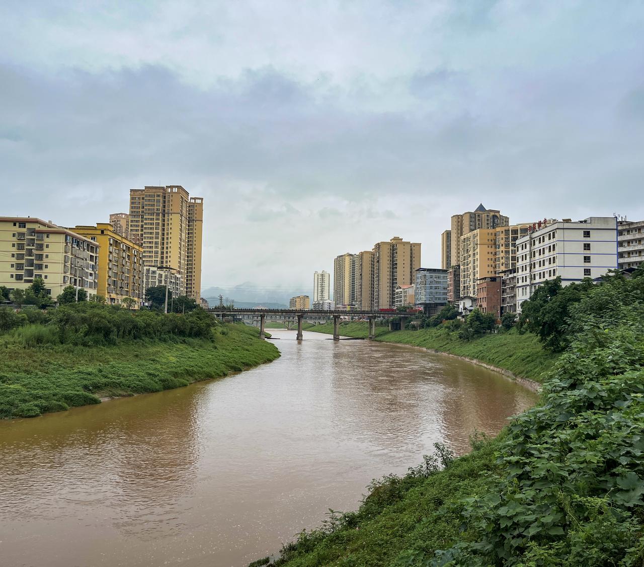 重庆开州部分场镇别称

临江镇——临江市（二声）
长沙镇——陈家
岳溪镇——岳二