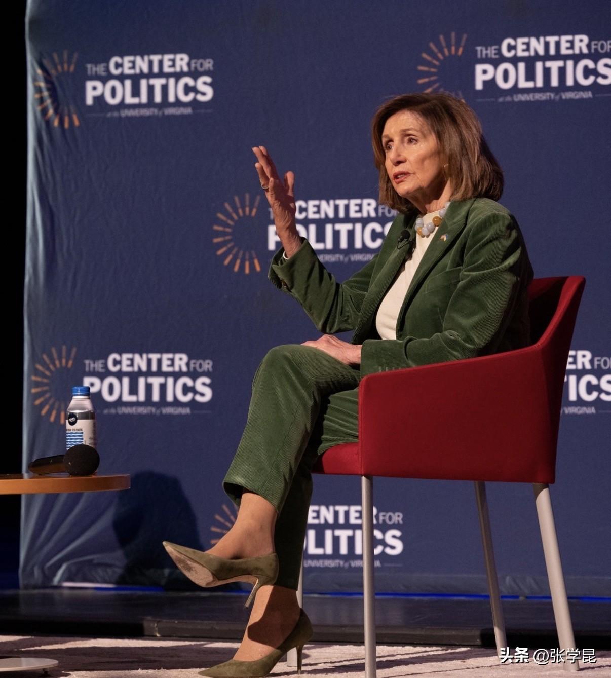 美国前众议长佩洛西今天发文说：“特朗普总统决定对伊朗发动军事行动，这开启了另一场